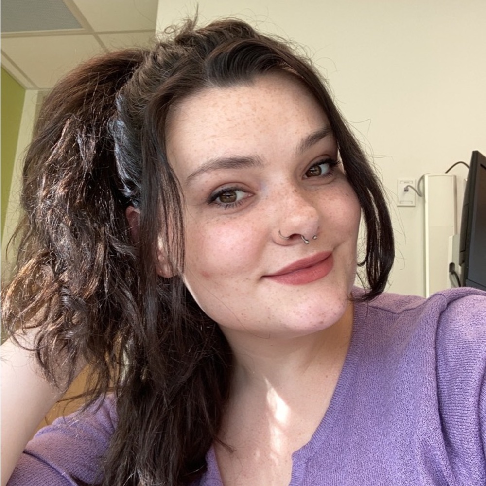 Meet your Posher, Elizabeth